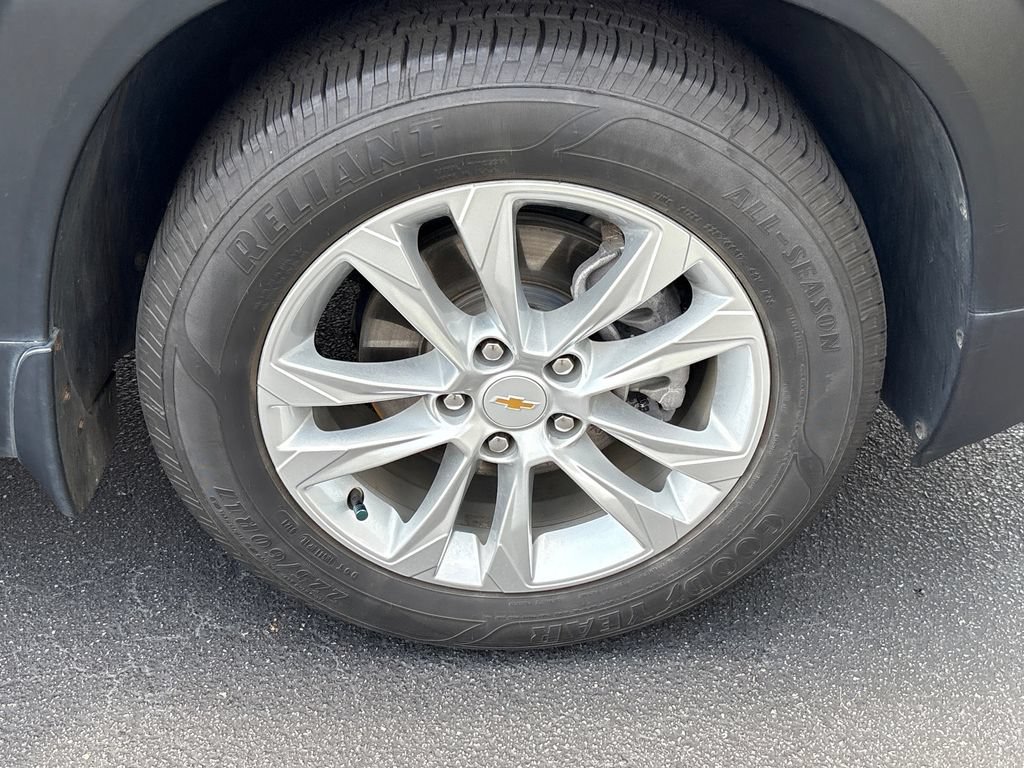 Used 2021 Chevrolet TrailBlazer LS w/ LPO, Blackout Package FWD image 30