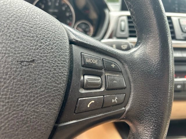 Used 2013 BMW 335i xDrive Sedan AWD/4WD image 17