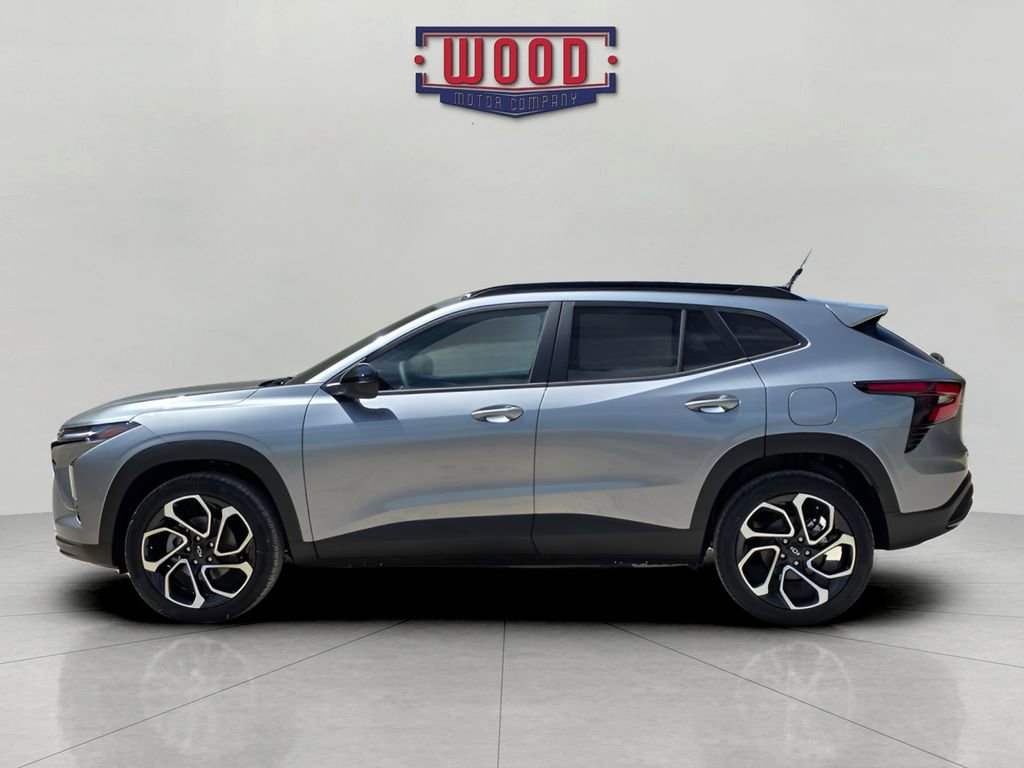 New 2026 Chevrolet Equinox LT w/ Safety and Technology Package FWD image 4