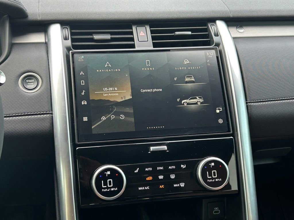 Used 2024 Land Rover Discovery Dynamic SE image 20