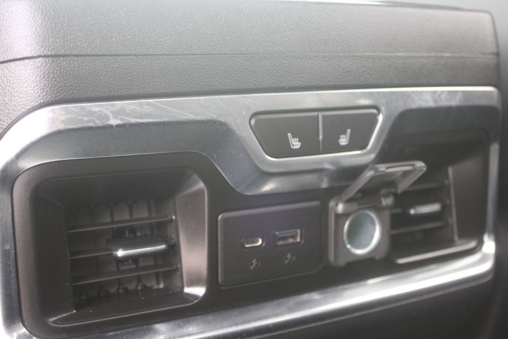 Used 2020 Chevrolet Silverado 1500 High Country w/ Trailer Camera Package AWD/4WD image 27