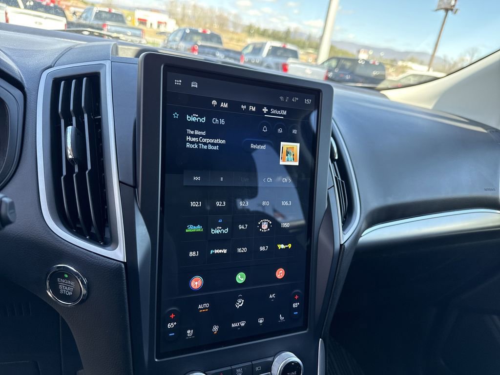 Used 2022 Ford Edge SEL w/ Convenience Package image 27