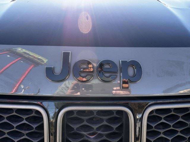 Used 2021 Jeep Grand Cherokee Trackhawk AWD/4WD image 13