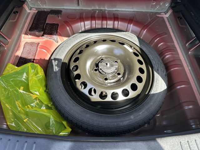 Used 2025 Buick Envista Sport Touring w/ Convenience I Package FWD image 28