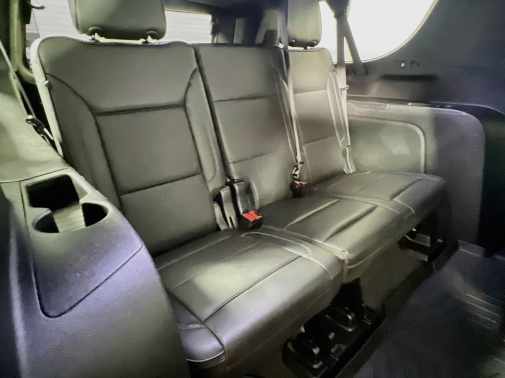 Used 2023 GMC Yukon XL Denali AWD/4WD image 23