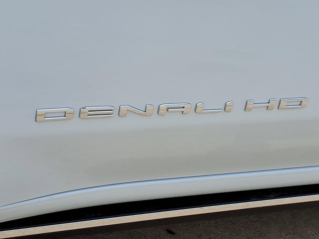 New 2026 GMC Sierra 3500 Denali w/ Denali Reserve Package image 12