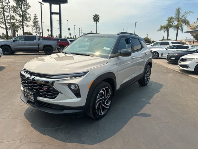 Used 2026 Chevrolet TrailBlazer RS w/ Driver Confidence Package image 3