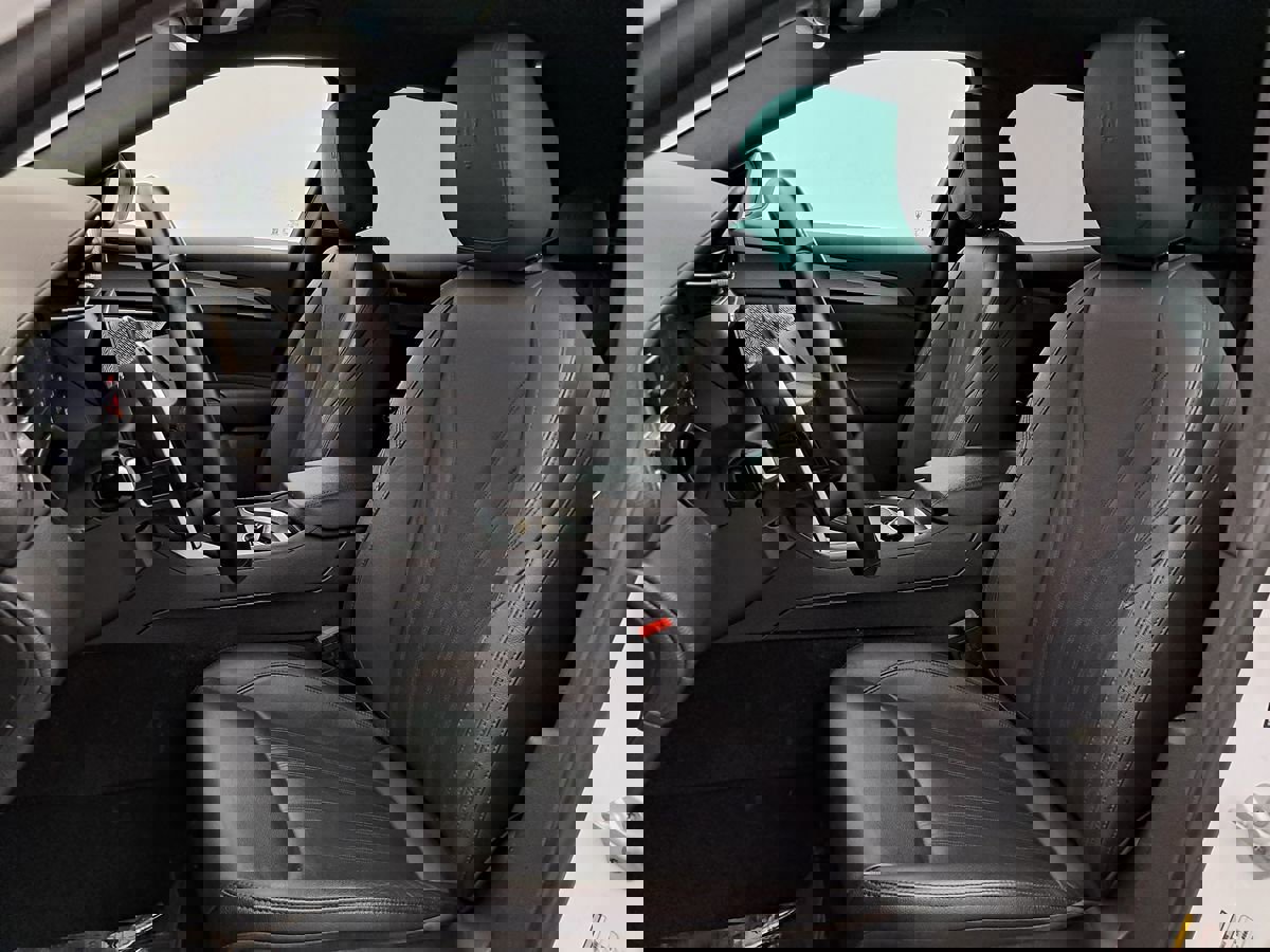 Used 2023 Maserati Grecale GT image 7