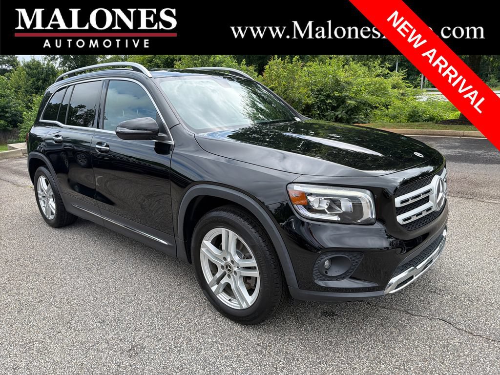 Used 2021 Mercedes-Benz GLB 250 4MATIC w/ Premium Package image 1