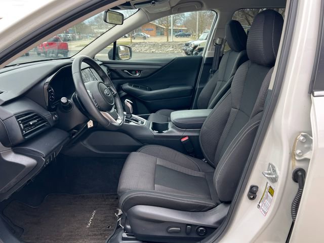 Used 2024 Subaru Outback Premium image 4