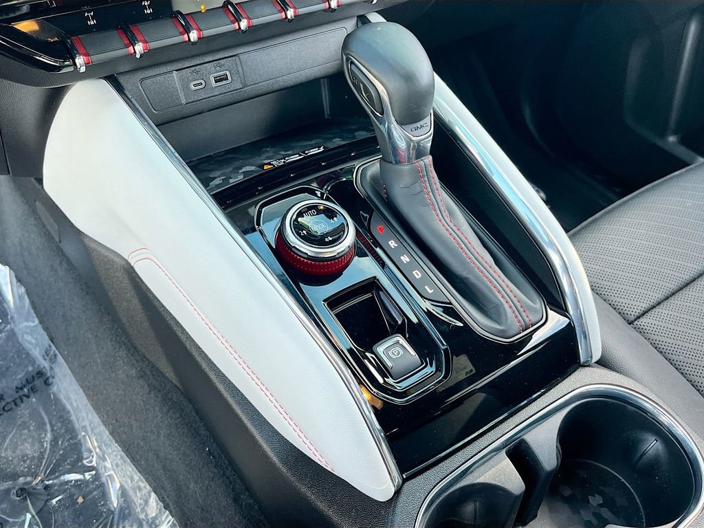 Used 2024 GMC Canyon AT4X image 17