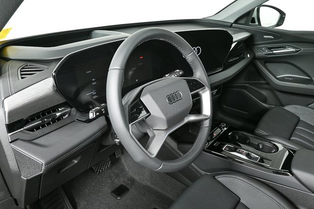 New 2025 Audi Q6 e-tron Premium Plus image 4