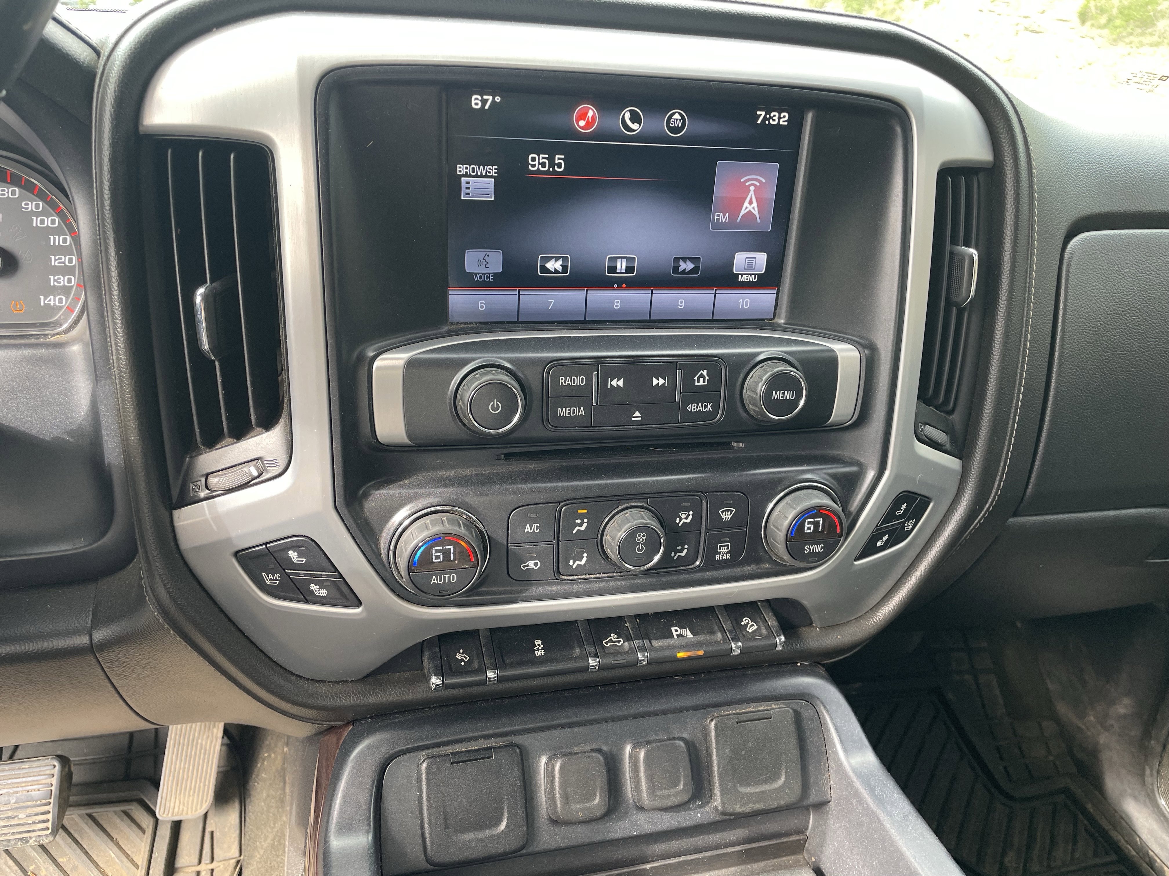 Used 2015 GMC Sierra 1500 SLT w/ SLT Crew Cab Value Package AWD/4WD image 12