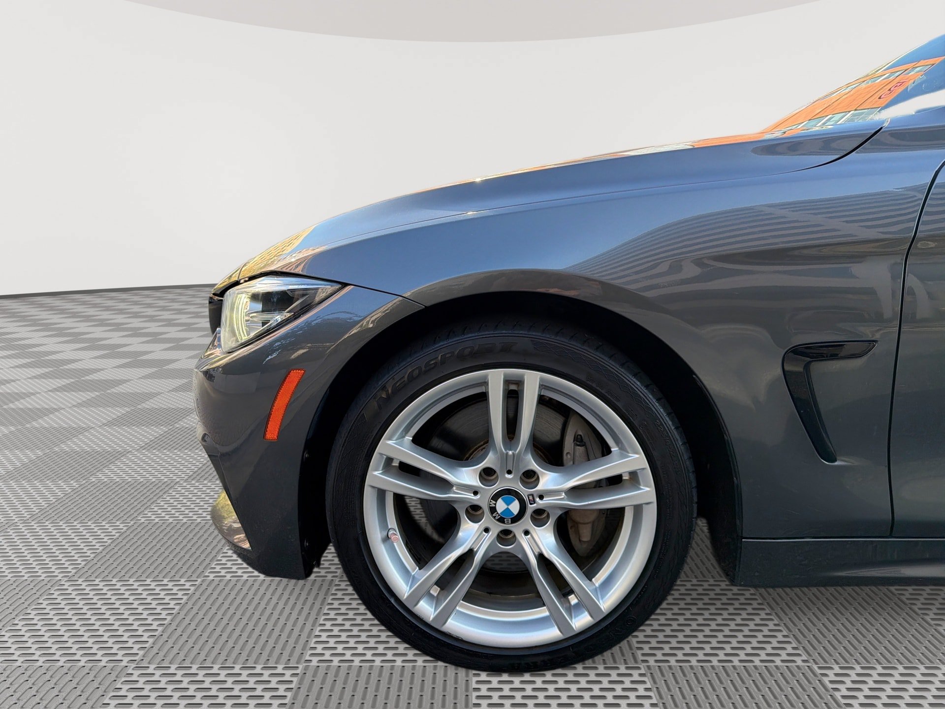 Used 2019 BMW 430i xDrive Coupe w/ M Sport Package AWD/4WD image 19