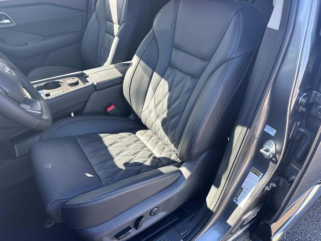 New 2026 Nissan Rogue Platinum w/ Platinum Premium Package image 25