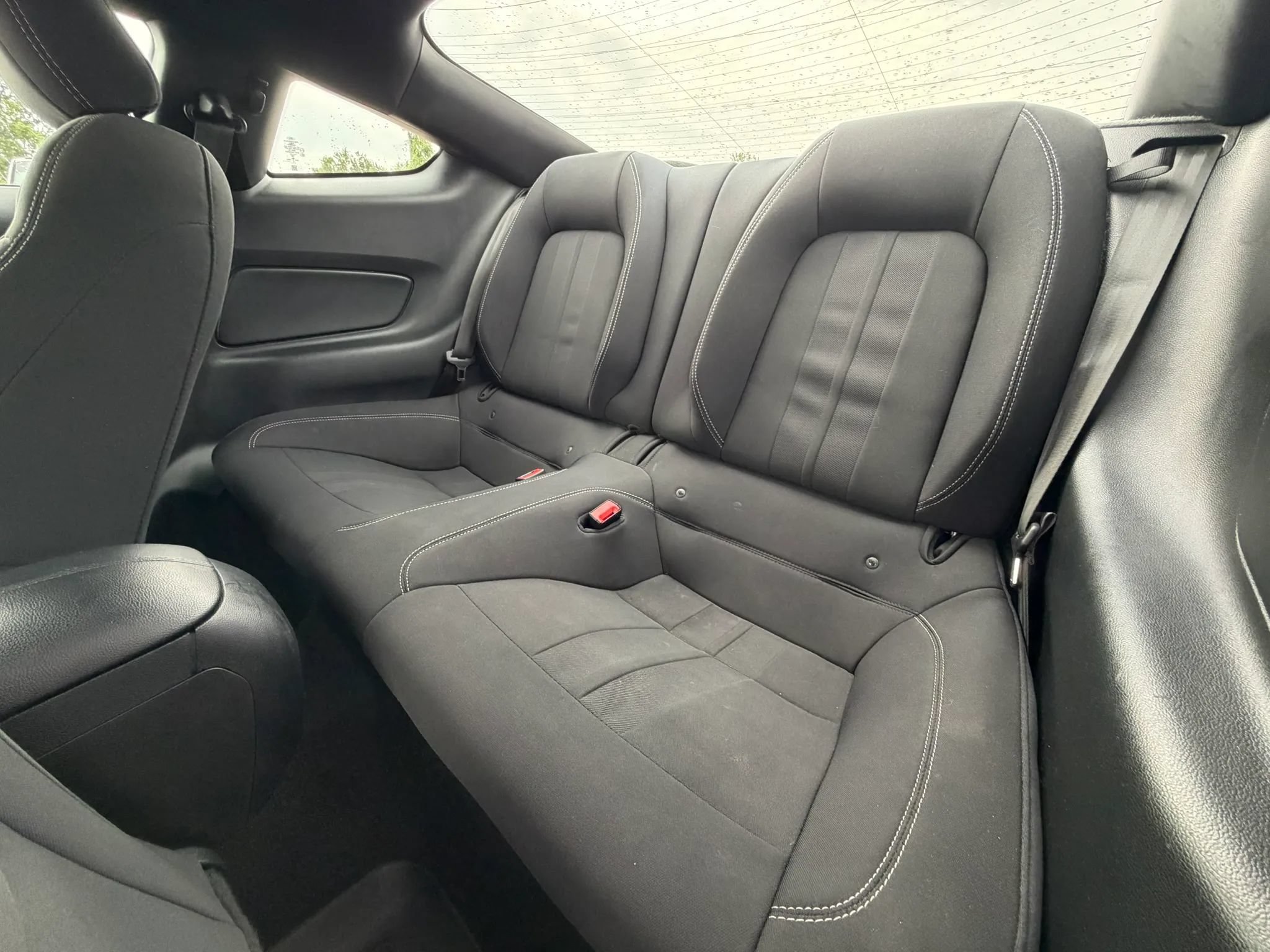 Used 2019 Ford Mustang Coupe w/ Equipment Group 101A RWD image 18