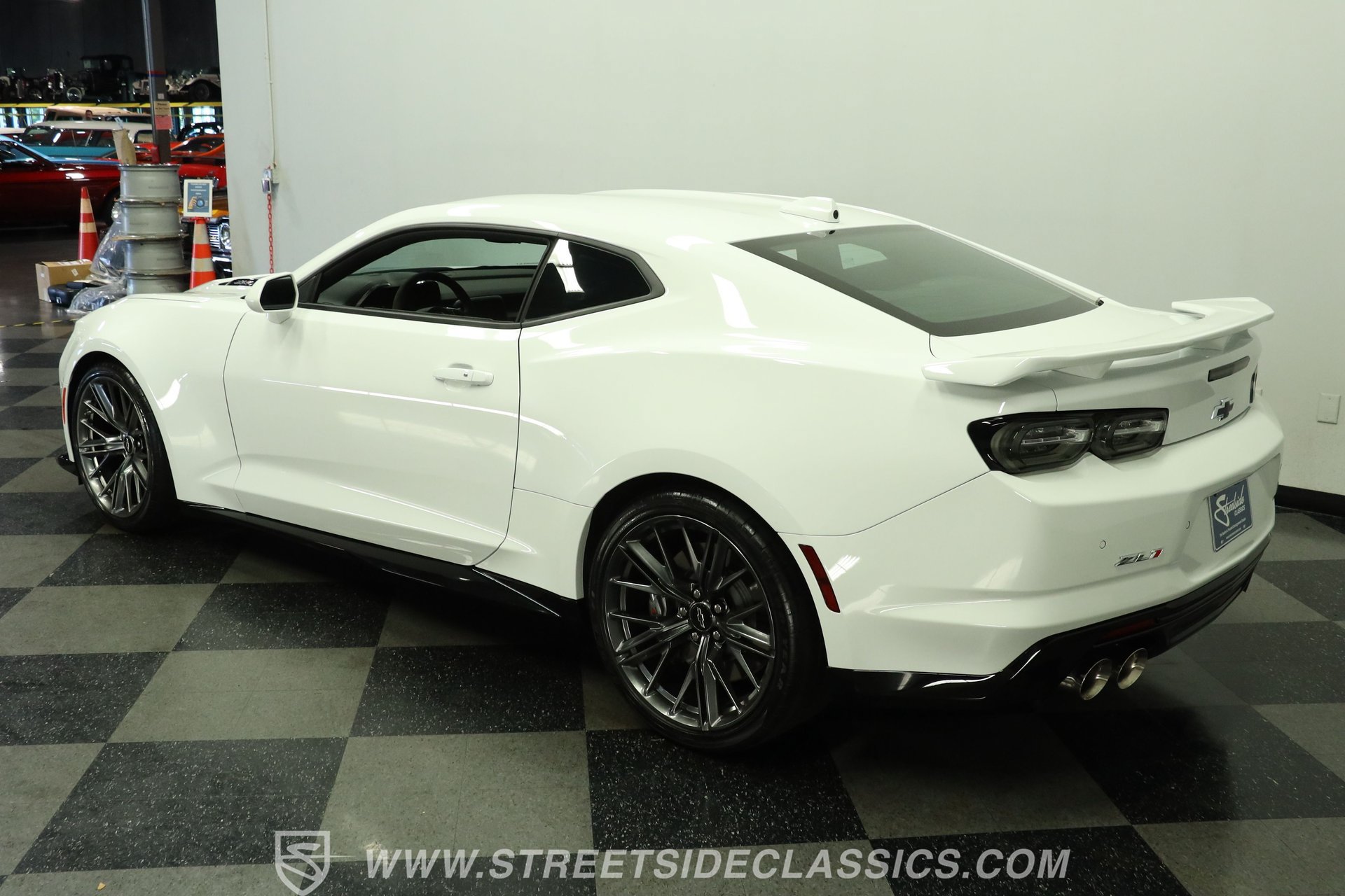 Used 2023 Chevrolet Camaro ZL1 RWD image 7