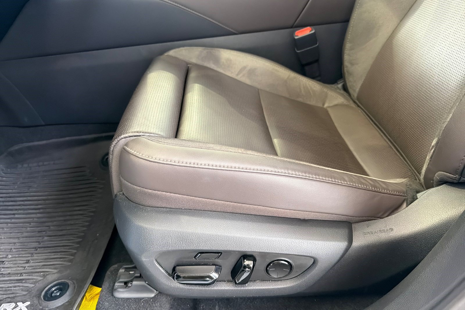 Certified 2023 Lexus RX 350 AWD w/ Accessory Package (Z1) image 14