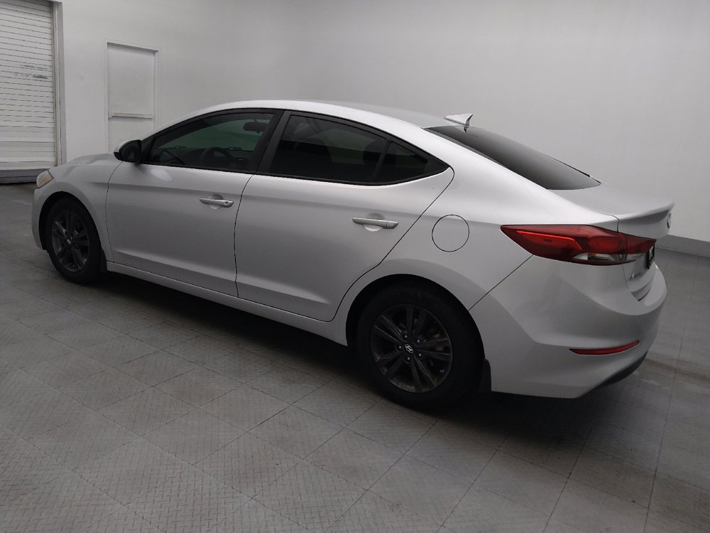 Used 2018 Hyundai Elantra SEL FWD image 3