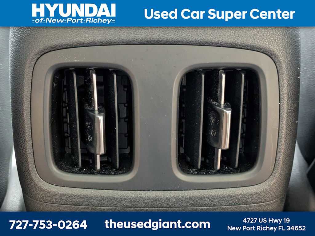 Used 2024 Hyundai Tucson Limited FWD image 17