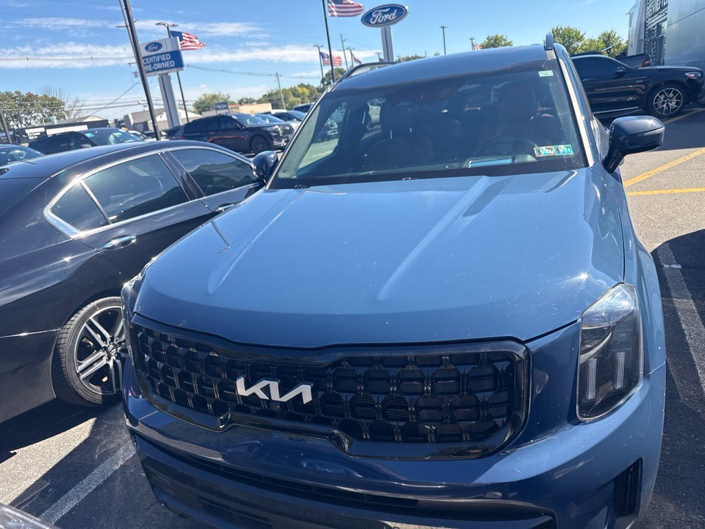 Used 2024 Kia Telluride SX Prestige X-Pro AWD/4WD image 2
