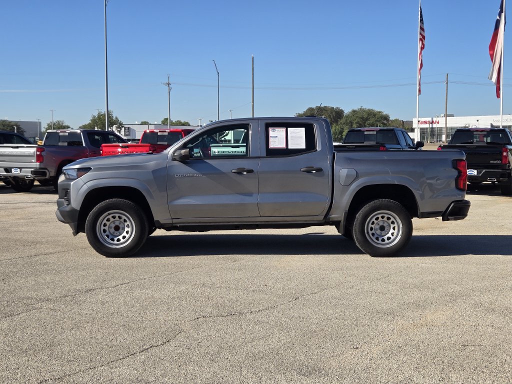 Used 2023 Chevrolet Colorado W/T RWD image 4