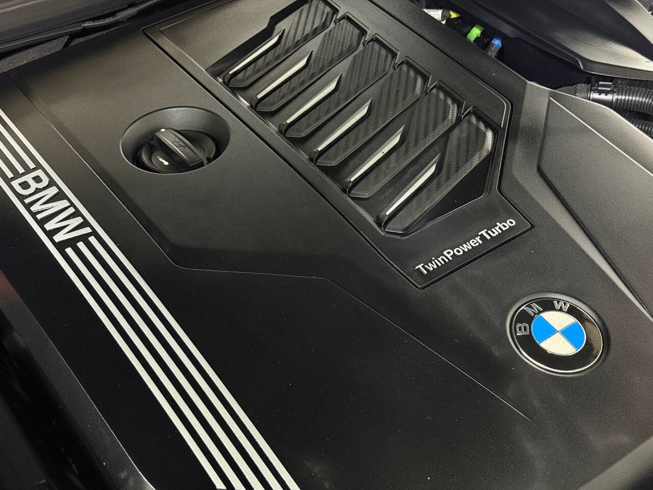 Used 2021 BMW 740i w/ Premium Package RWD image 82