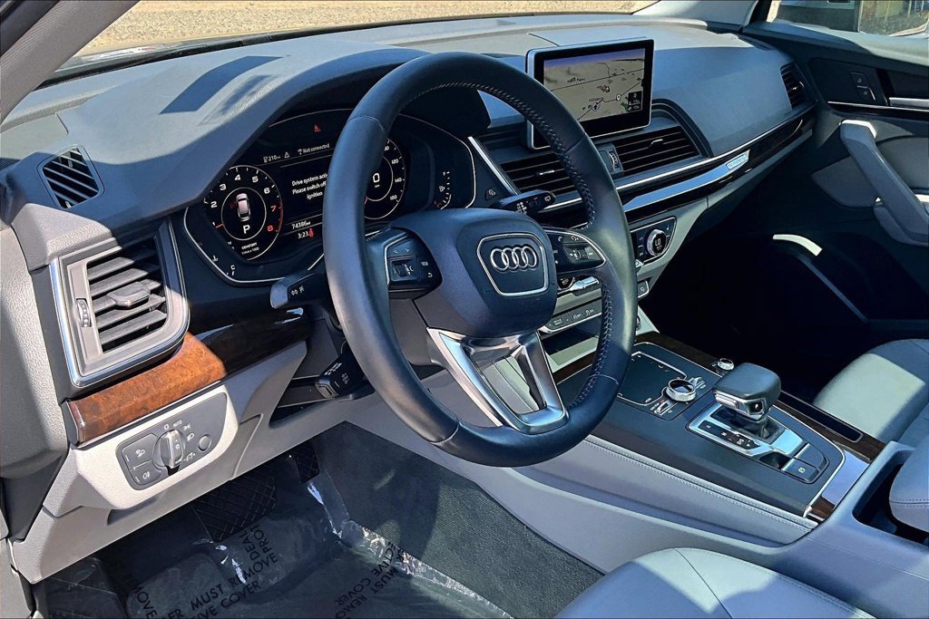 Used 2019 Audi Q5 2.0T Premium Plus w/ Premium Plus Package AWD/4WD image 18