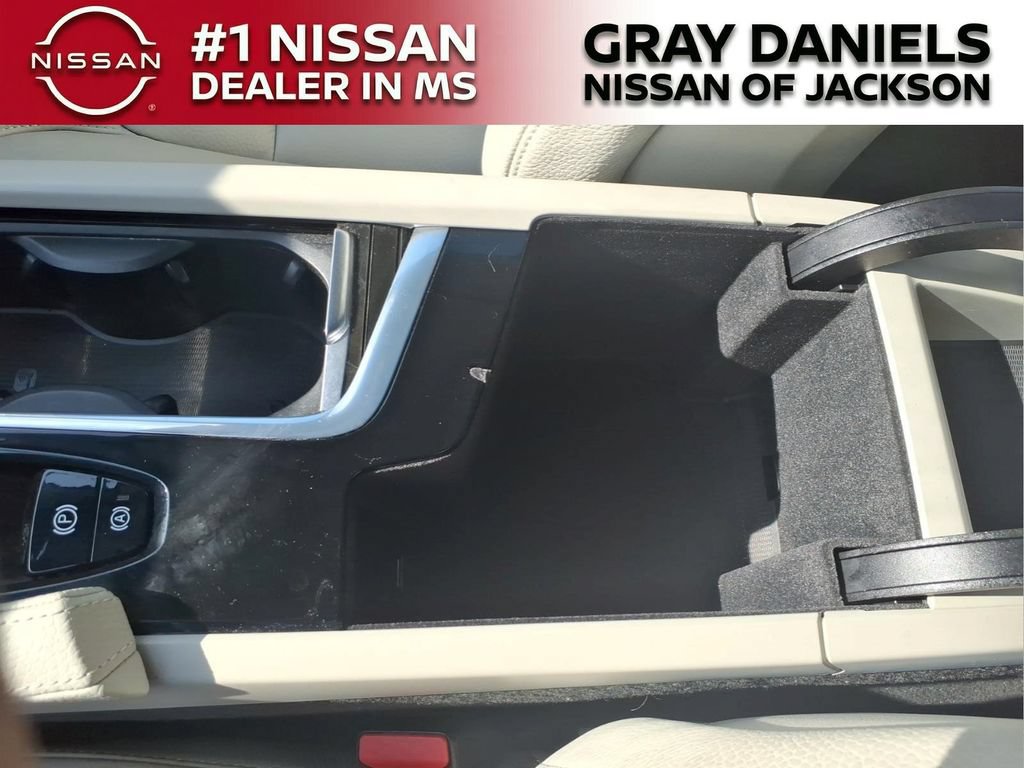 Used 2018 Volvo S90 T5 Momentum w/ Convenience Package FWD image 19