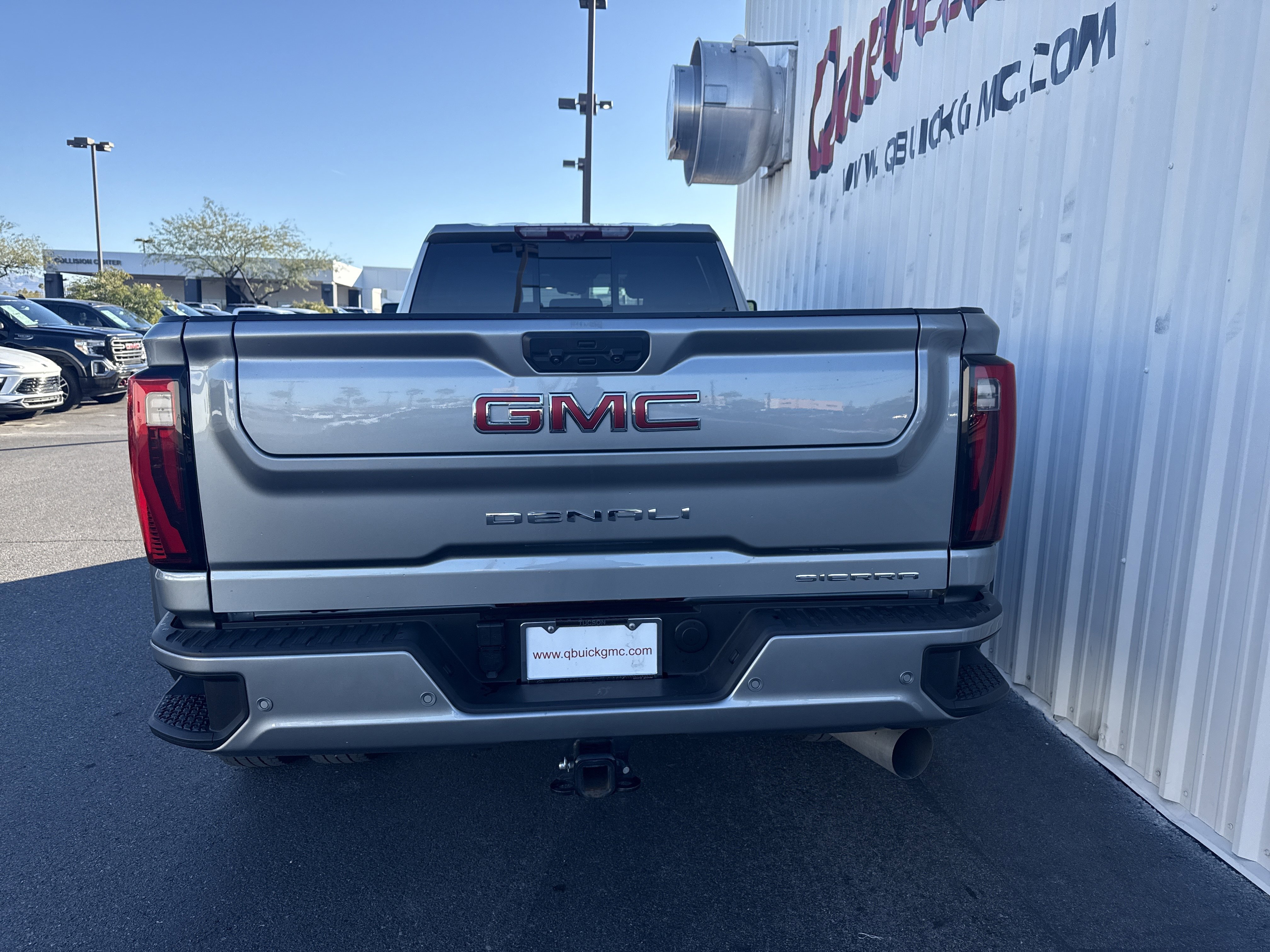 Used 2024 GMC Sierra 3500 Denali w/ Denali Reserve Package image 12