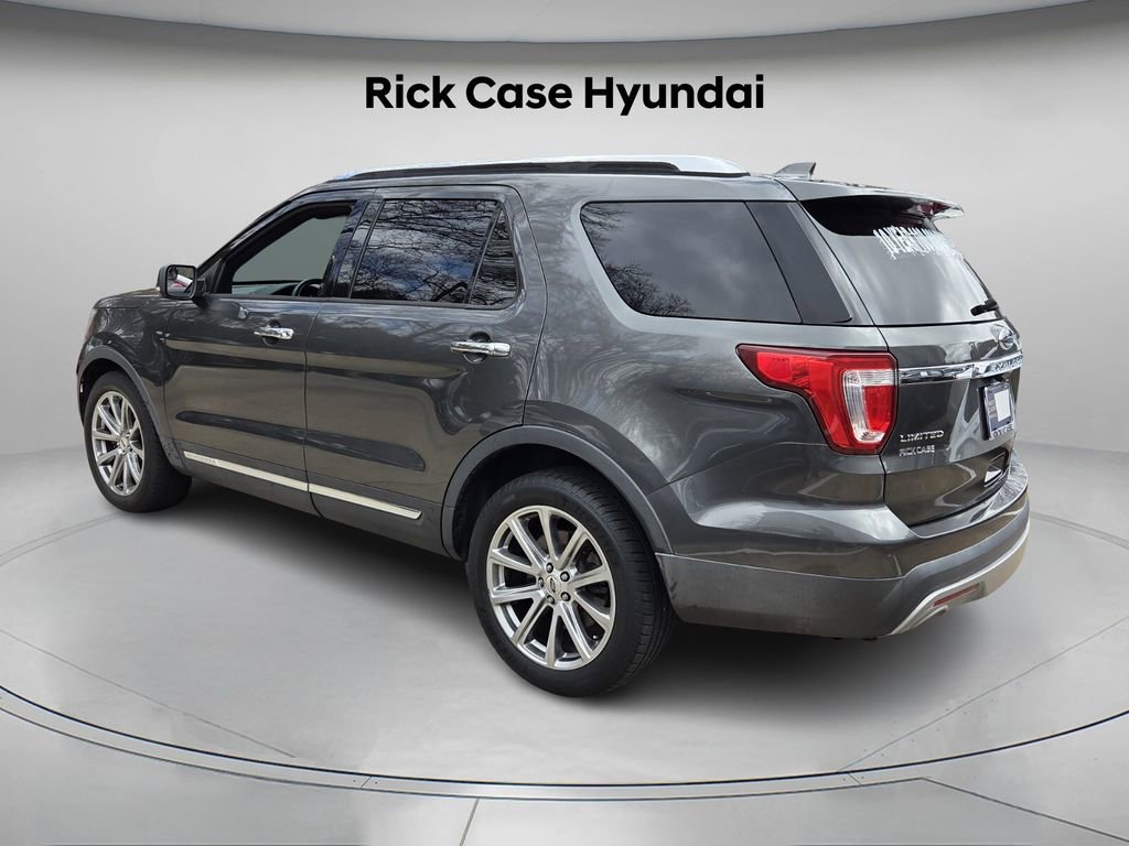 Used 2017 Ford Explorer Limited image 8