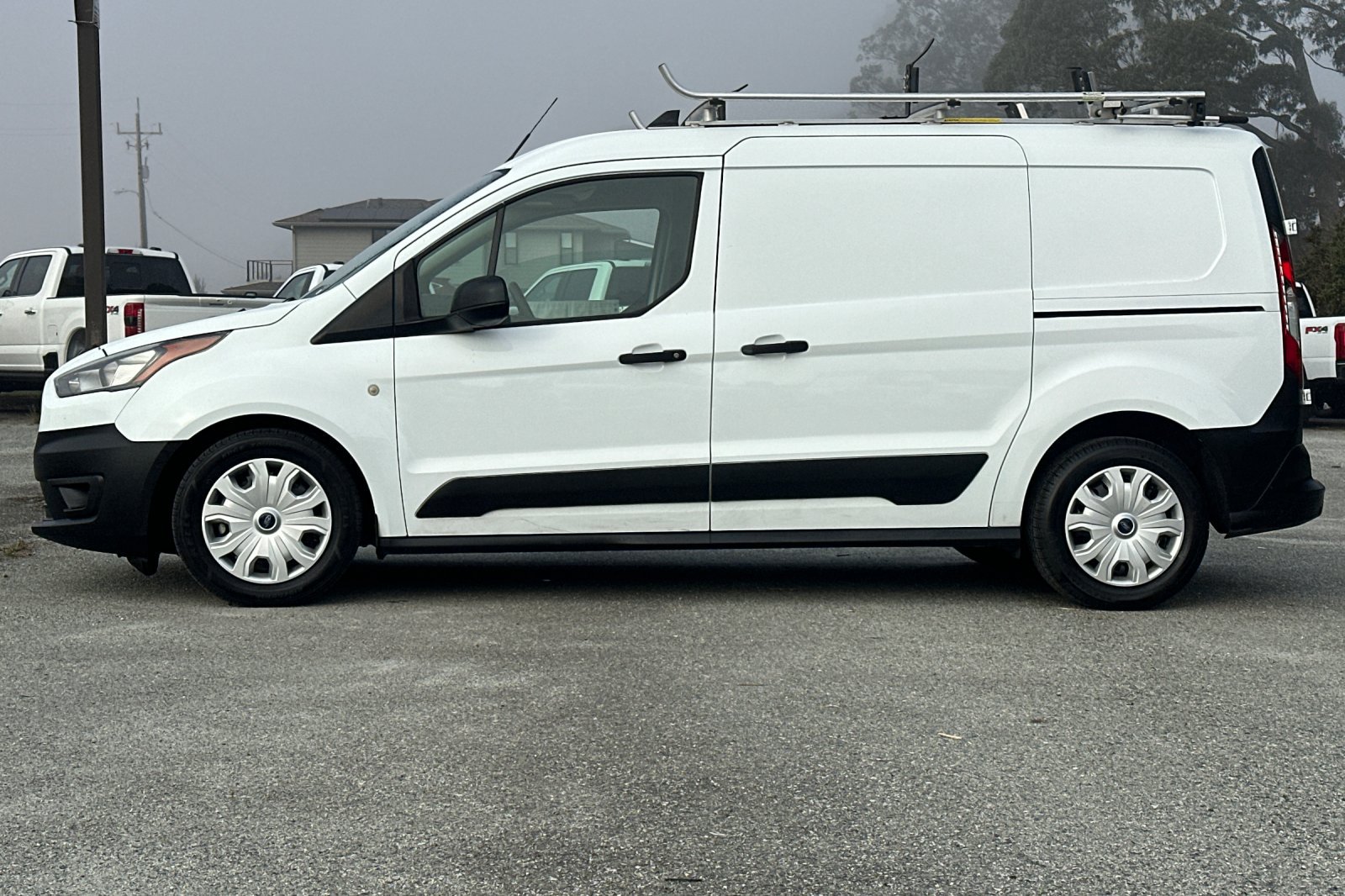Used 2022 Ford Transit Connect XL FWD image 2