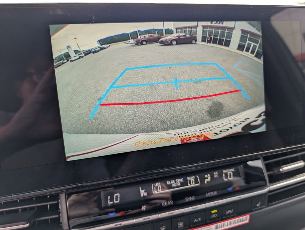 New 2026 Toyota Sienna XLE FWD image 14