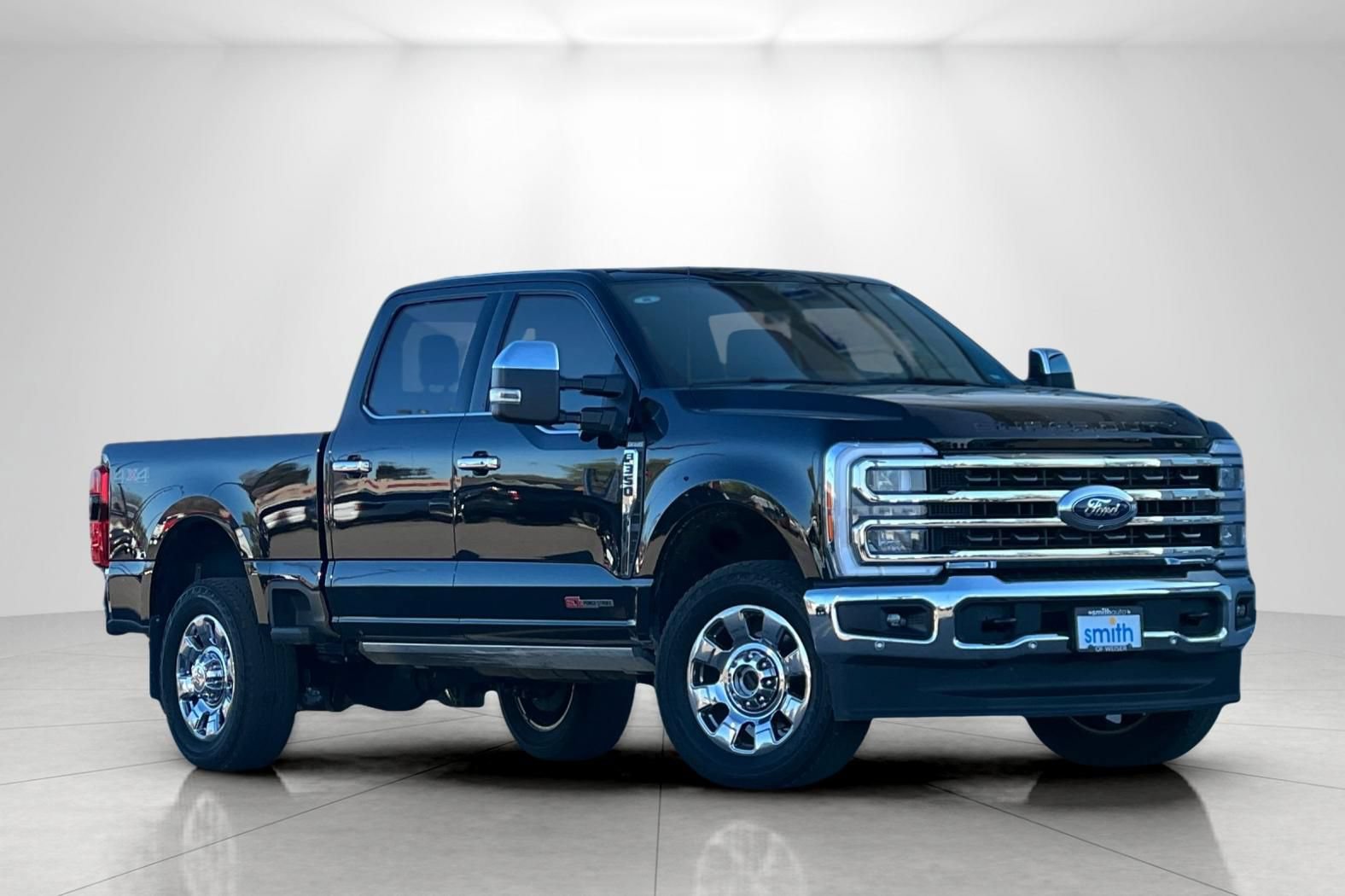 Used 2025 Ford F350 King Ranch w/ Chrome Package AWD/4WD video 2