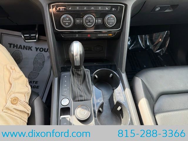 Used 2022 Volkswagen Atlas SEL Premium R-Line AWD/4WD image 14