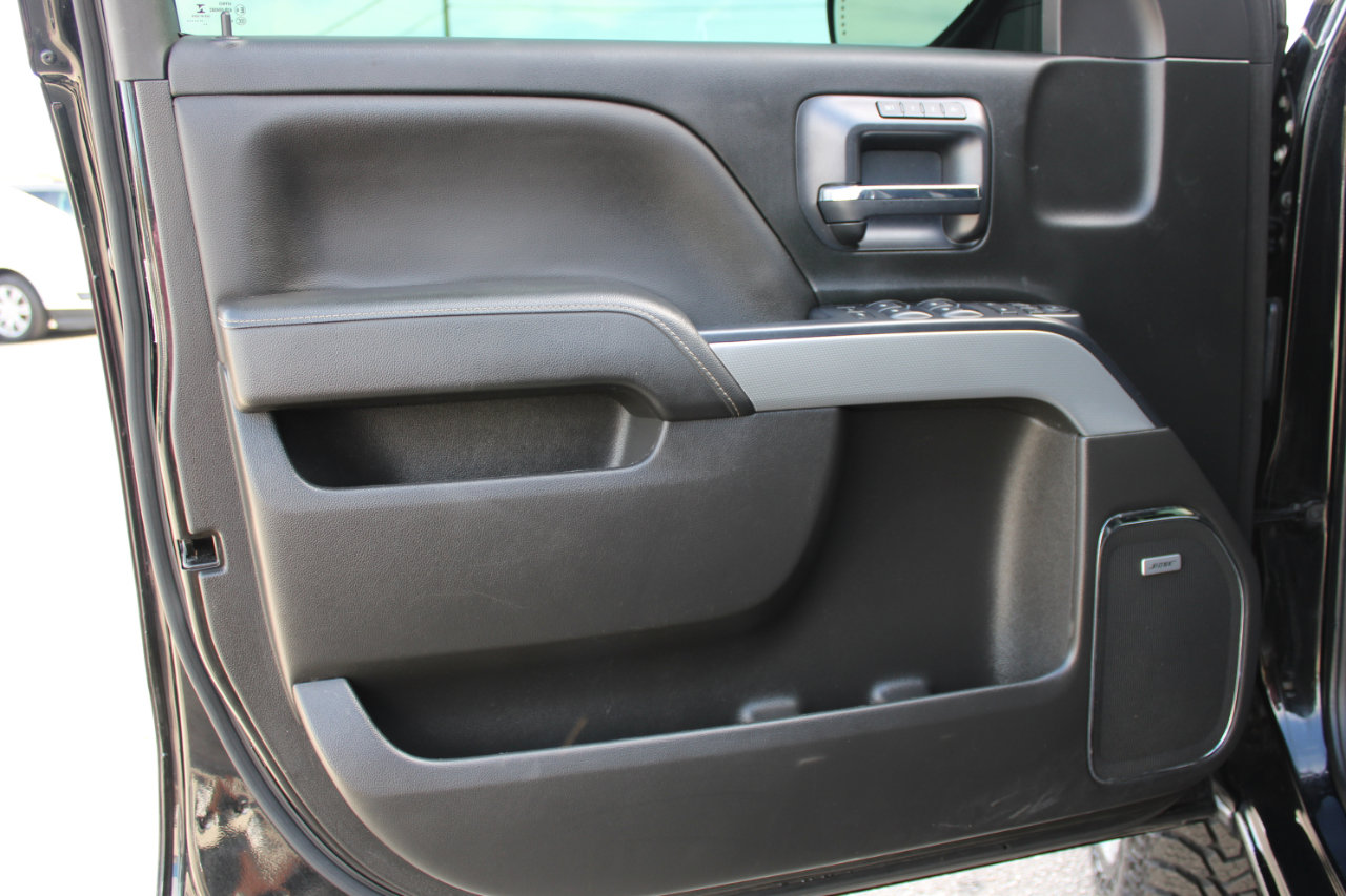 Used 2018 Chevrolet Silverado 1500 LTZ Z71 w/ LTZ Plus Package image 14