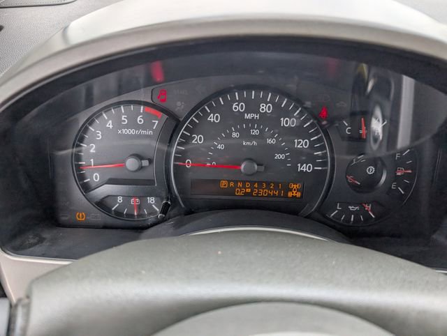 Used 2006 Nissan Titan LE w/ (R02) LE Off-Road Pkg image 15