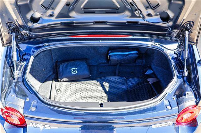 Used 2025 MAZDA MX-5 Miata Grand Touring w/ Appearance Package RWD image 26