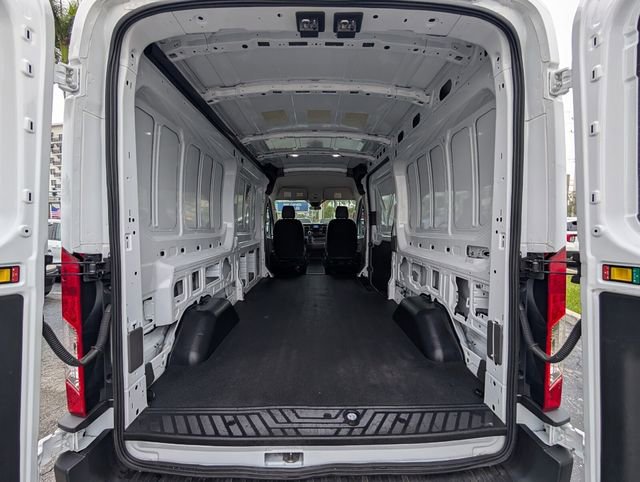 Used 2022 Ford Transit 250 Medium Roof image 7