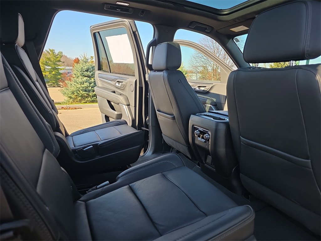 Used 2022 GMC Yukon Denali image 11