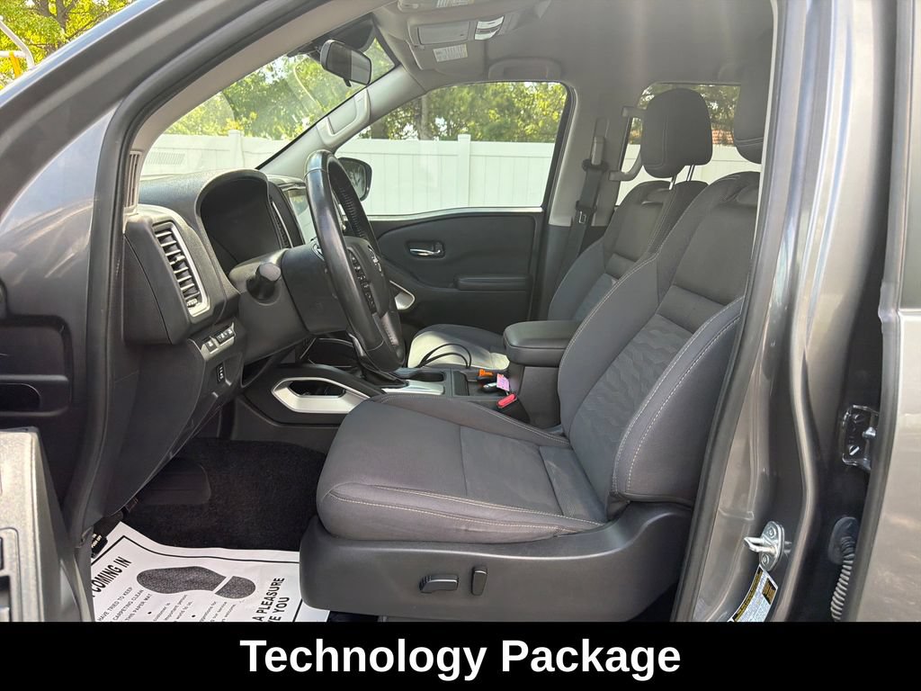 Used 2023 Nissan Frontier SV w/ Technology Package AWD/4WD image 11