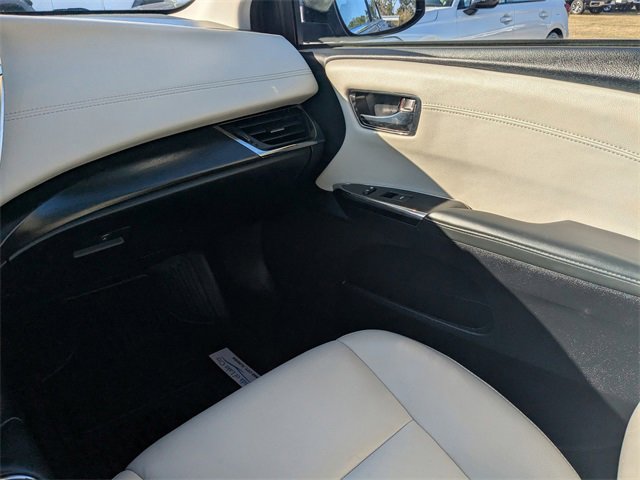Used 2018 Toyota Avalon XLE Premium image 15