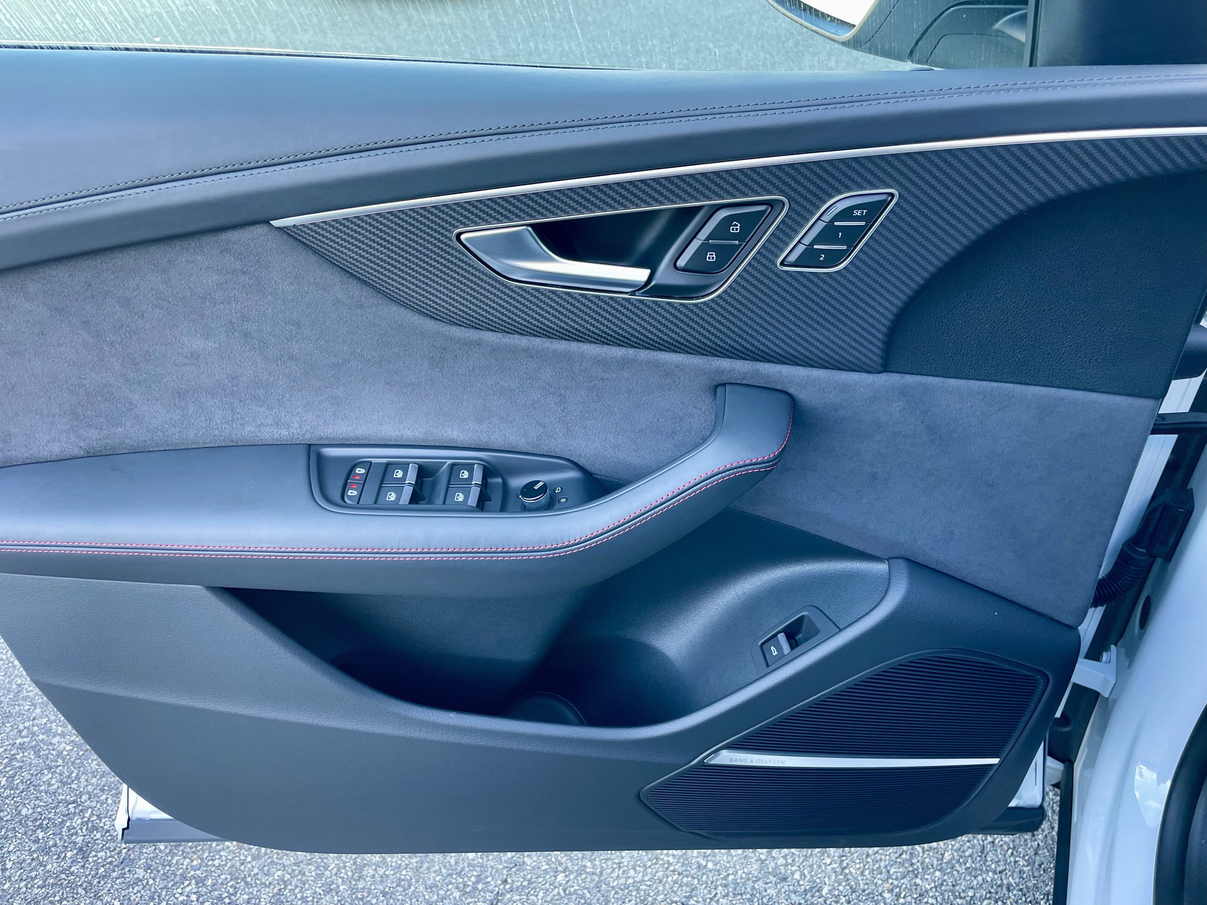 Used 2024 Audi RS Q8 4.0T image 12