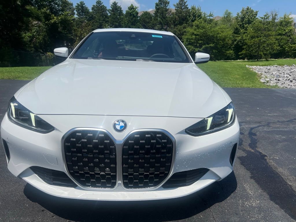 Used 2026 BMW 430i Coupe w/ Convenience Package image 2