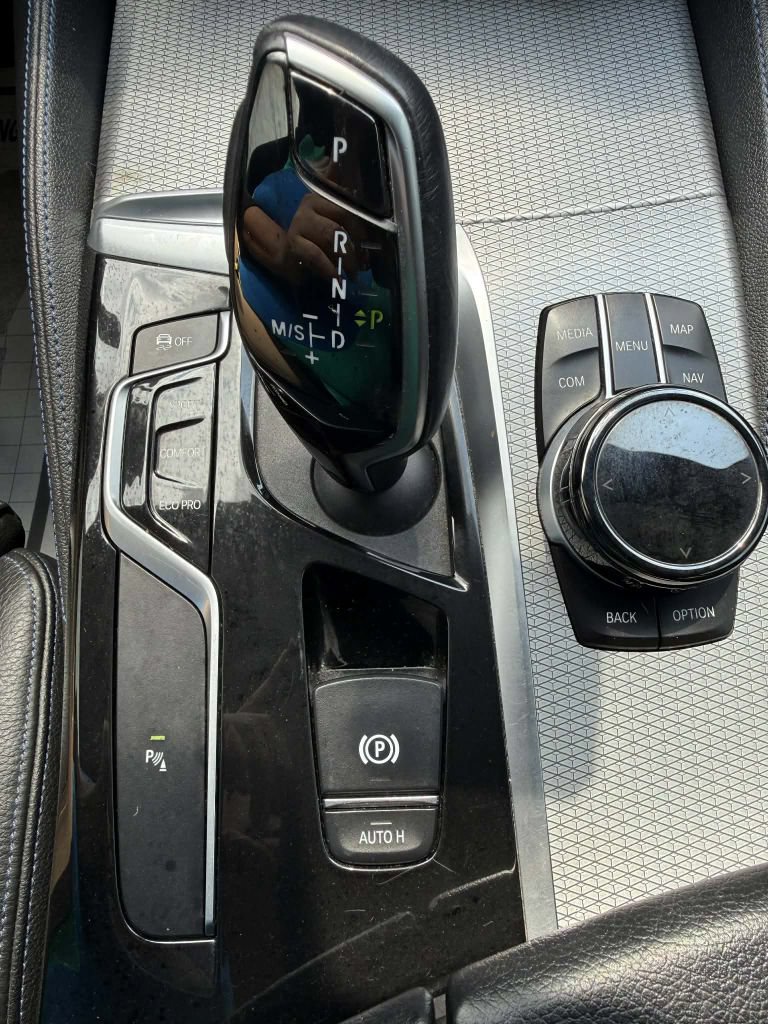 Used 2019 BMW 540i w/ M Sport Package RWD image 32