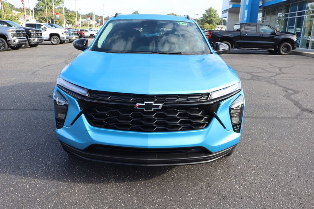 New 2026 Chevrolet Trax LT w/ Midnight Edition FWD image 22