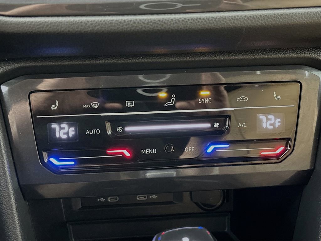 Used 2022 Volkswagen Tiguan SE image 4