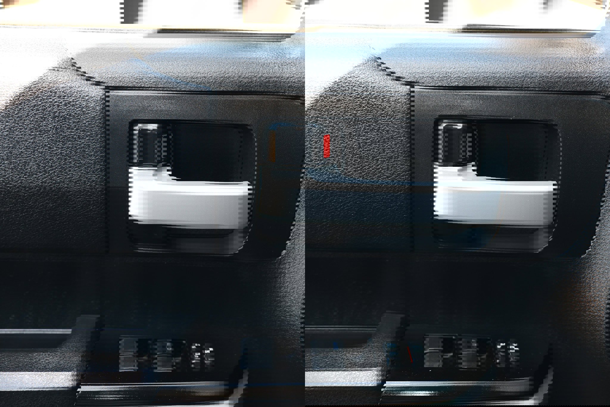 Used 2017 Toyota Tundra SR5 w/ SR5 Upgrade Package image 51