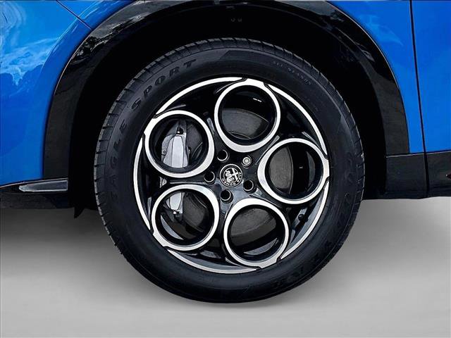 Used 2025 Alfa Romeo Tonale image 10