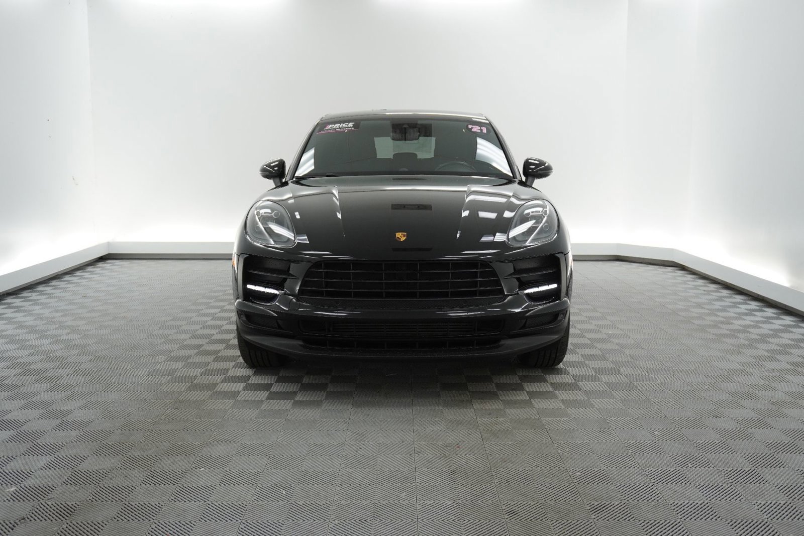 Used 2021 Porsche Macan image 7